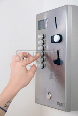 Встроенный монетный и жетонный автомат для 4-12 душей, выбор автоматом SLZA 02MZ арт: 88022 Sanela Чехия (фото, схема)